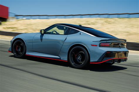 Nissan 370Z Nismo AT 2024 Specs & Price in .